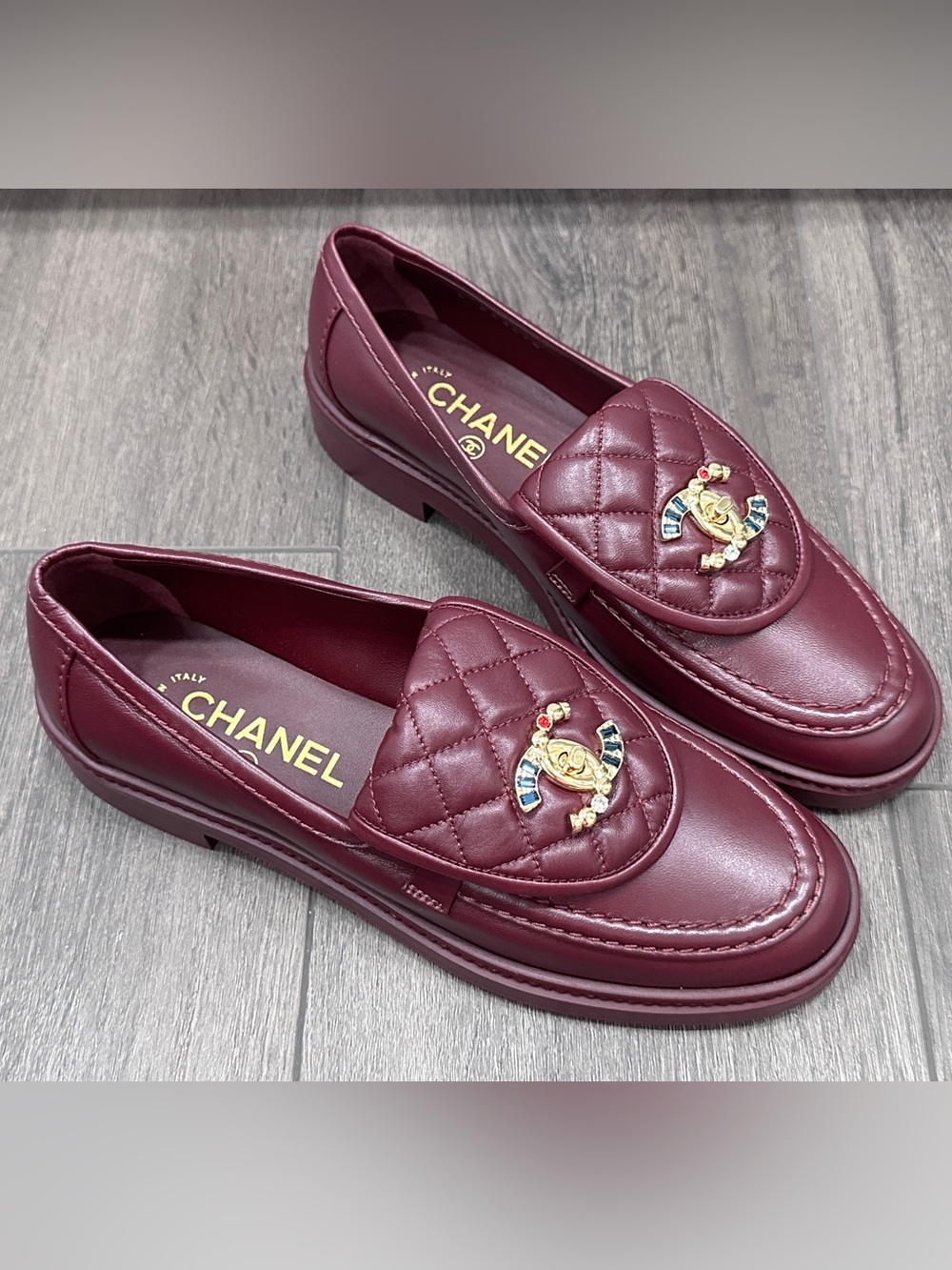 NEW 2026 CHANEL BURGUNDY LEATHER LOAFERS OXFORD SHOES GOLD STRASS CC TURNLOCK 37 - Picture 6 of 16